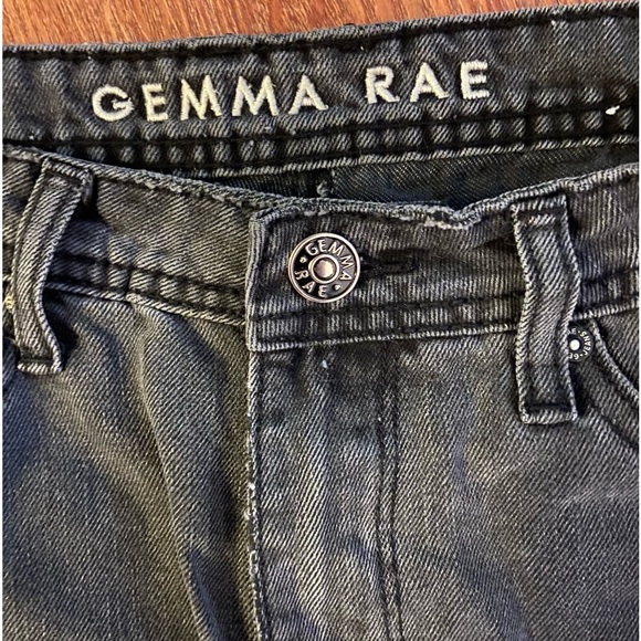 Gemma Rae Junior High Rise Jeans - Picture 5 of 6